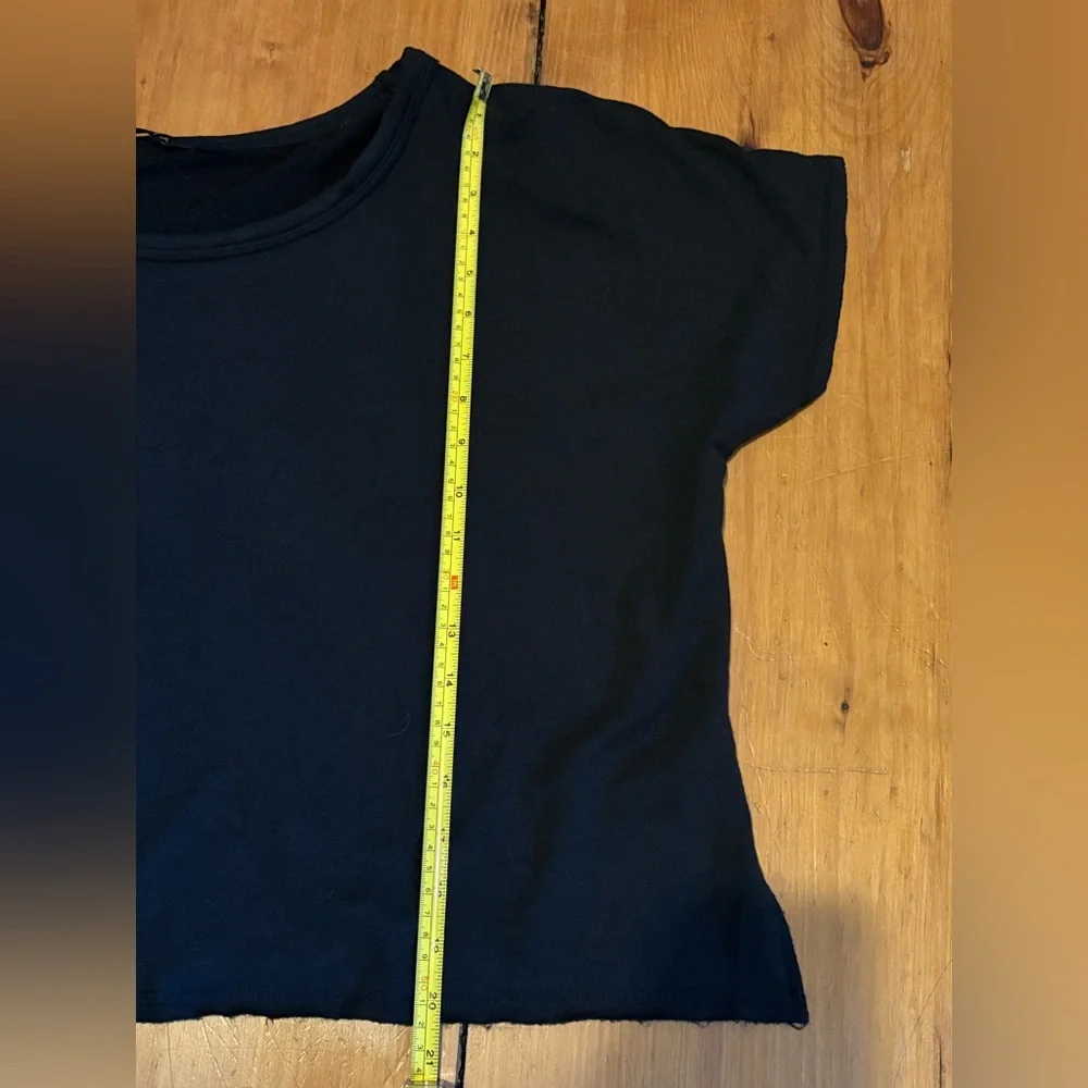 Athleta Unwind Crop Sweatshirt Short Sleeve Top in Black, Women’s Size Large (L) - Picture 6 of 8